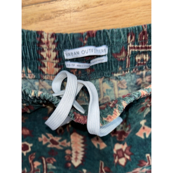 Urban Outfitters Boho Indie Western Corduroy Cargo Pants XS waist 26.5 Joggers - Picture 6 of 6